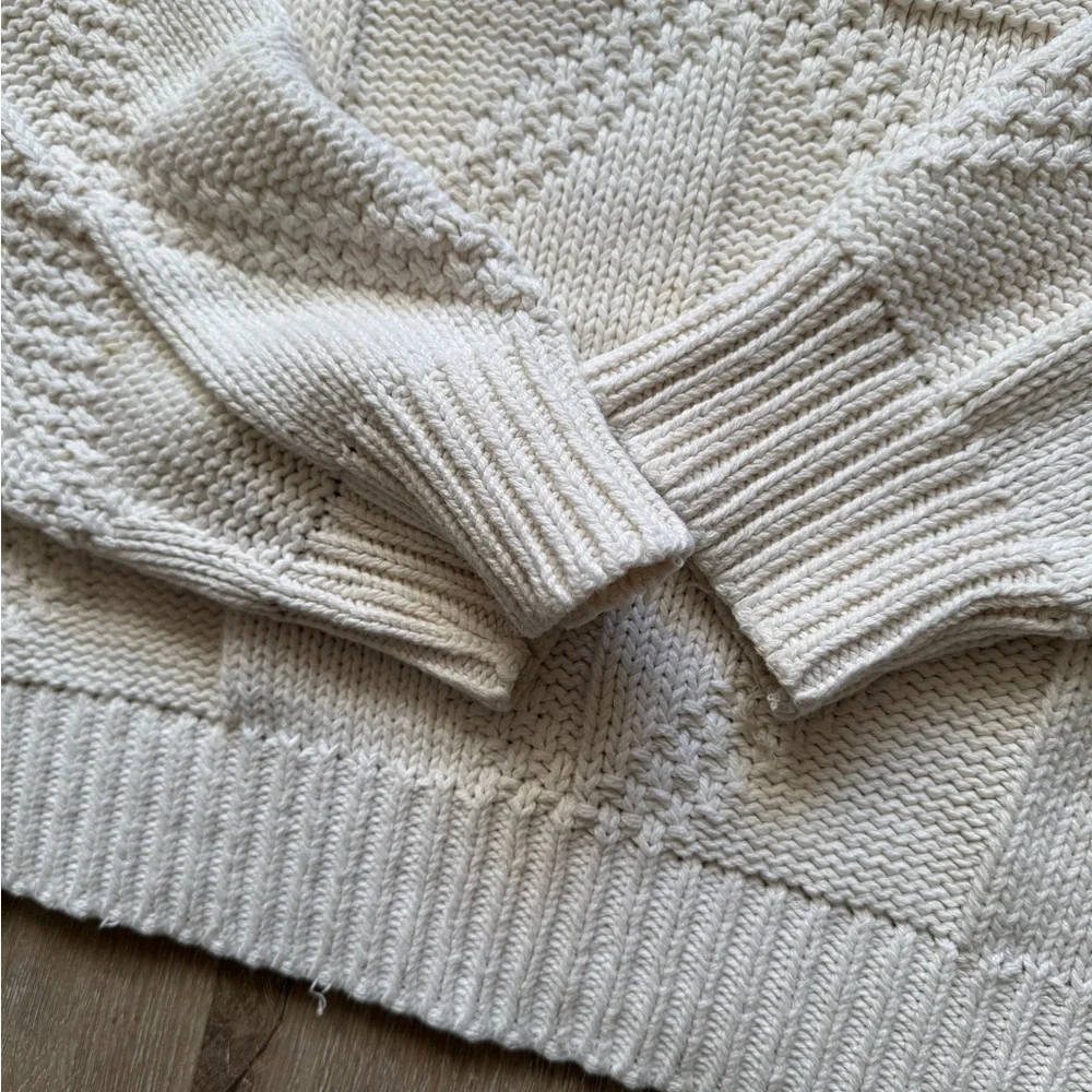 Women’s vintage 80’s Oversized Cream Knit Sweater 100% Cotton